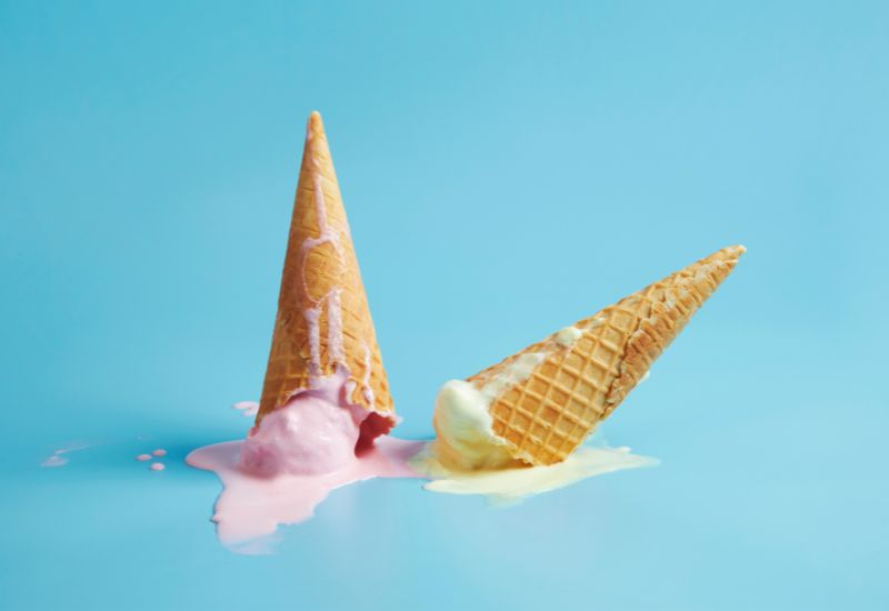 冷凍庫アイスクリーム　ジャンク扱い ガス漏れ修理必要　こしひかりアイスキャンデー 冷凍庫アイスクリーム ジャンク扱い ガス漏れ修理必要