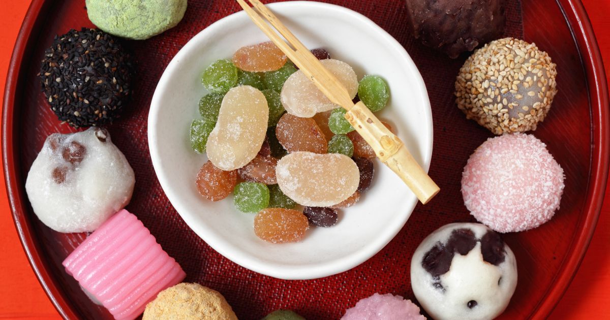 四季の和菓子〈春／夏／秋／冬〉 / 古本、中古本、古書籍の通販