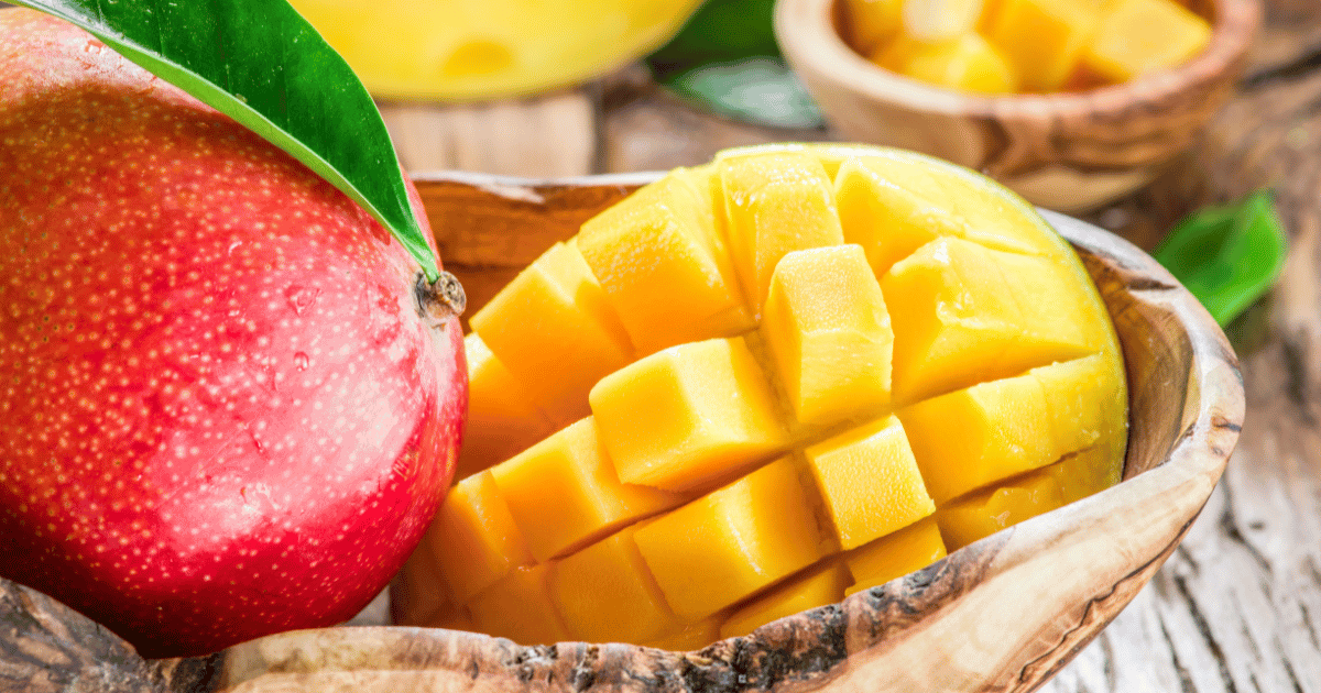 もう迷わない！プロが教えるマンゴーの選び方：極上の甘さを見抜く秘訣