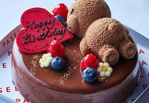 【冷凍】くまちゃんのチョコレートムースケーキ 5号(15cm)|ケーキ|ベリーズスイーツキッチン|熊ちゃん|クマ ちゃん|チョコムースケーキ|グラサージュ - スイーツモール