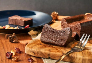 【冷凍】グルテンフリーのガトーショコラ|ガトーショコラ|ショコラ研究所 - スイーツモール