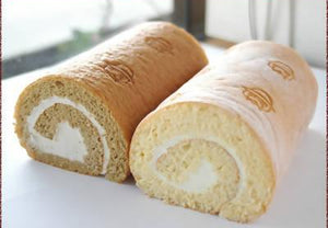 【冷凍】なんじぃロール プレーン | ロールケーキ | 菓子工房 こはるびより - スイーツモール