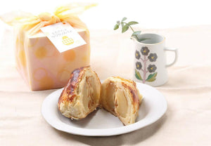 【冷凍】まるまんまラフランスパイ(山形県産ラフランス使用)化粧箱入 | パイ | 峰月堂 - スイーツモール