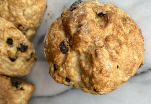 【冷蔵】バターミルクスコーン | スコーン | Kamui Farm(カムイファーム) - スイーツモール