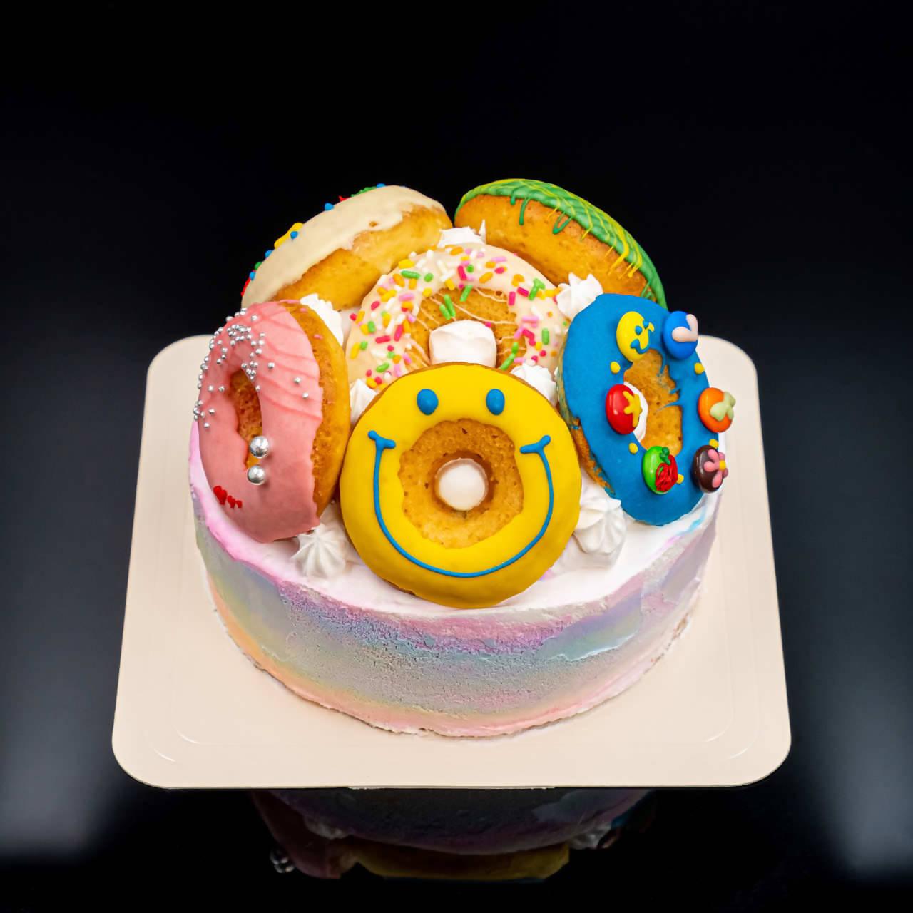 ドーナツとケーキ両方の食感が楽しめる!見た目もかわいい人気の ドーナツとケーキ両方の食感が楽しめる!見た目もかわいい人気の