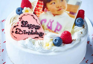 【冷凍】ホワイトクリーム写真ケーキ|ケーキ|ベリーズスイーツキッチン - スイーツモール