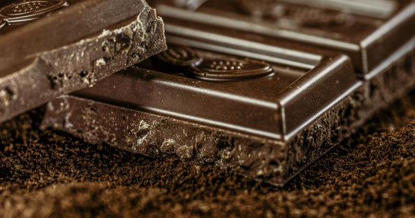 ダークチョコレートの世界：チョコ ダークの魅力を徹底解剖