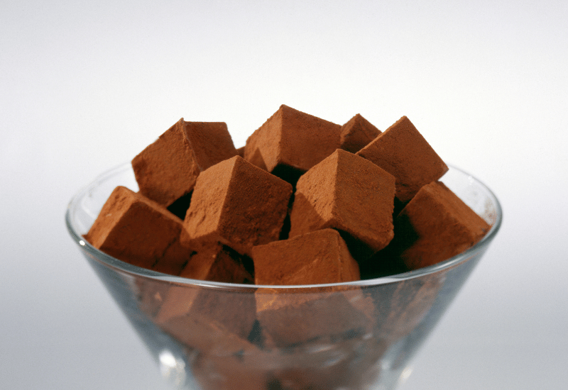 チョコと牛乳で手軽に作る、濃厚チョコレートレシピ