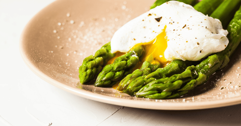 アスパラガスを極める：プロが教える下処理のすべて
