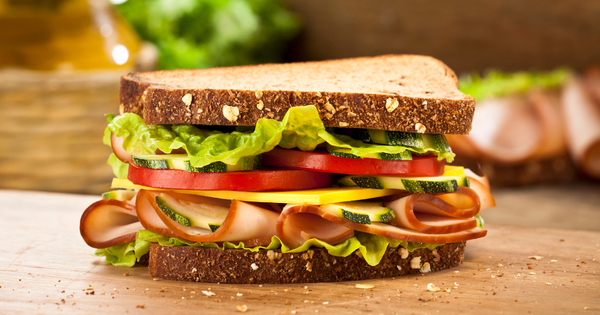 サンドイッチとは？手軽でおいしい万能フードの魅力