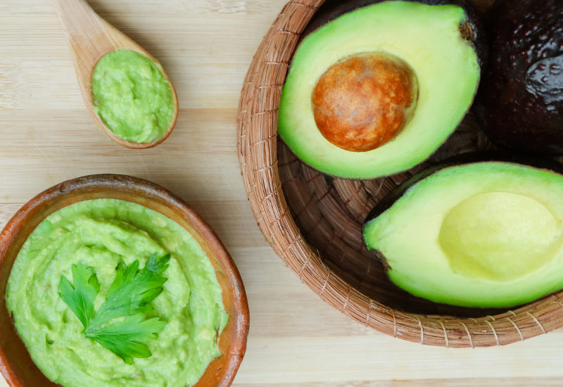 アボカドは本当に太る？カロリー・脂質・効果的な食べ方を徹底解説！