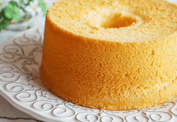 シフォンケーキ膨らみすぎ