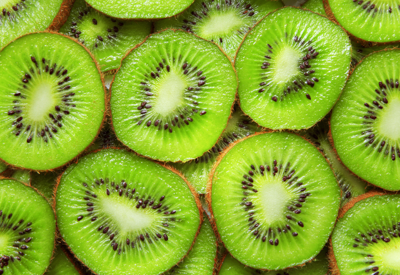 家庭でキウイを育てる！初心者でも簡単、無農薬栽培のコツと手順