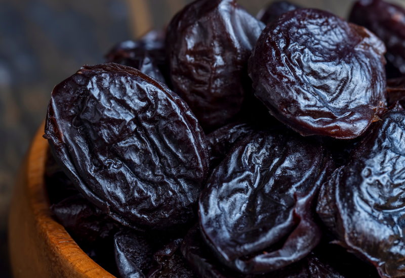 プルーンとは？栄養価、効果・効能、食べ方からレシピまで徹底解説