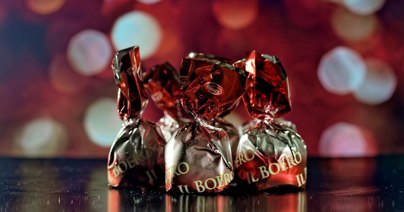 ウイスキーボンボン チョコレート：大人の味わい、その魅力と注意点