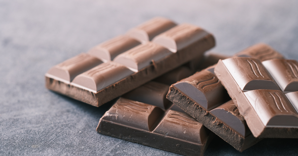 レンジで簡単！失敗しないチョコレートの溶かし方：時短テクニック