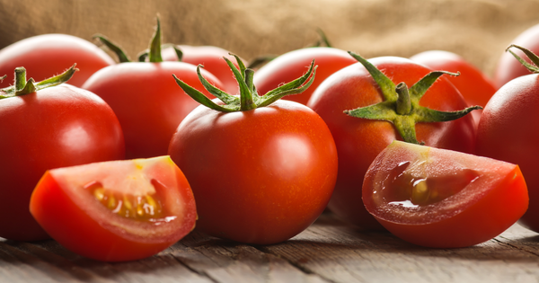 離乳食トマト冷凍保存術：栄養満点レシピで簡単手間なし！