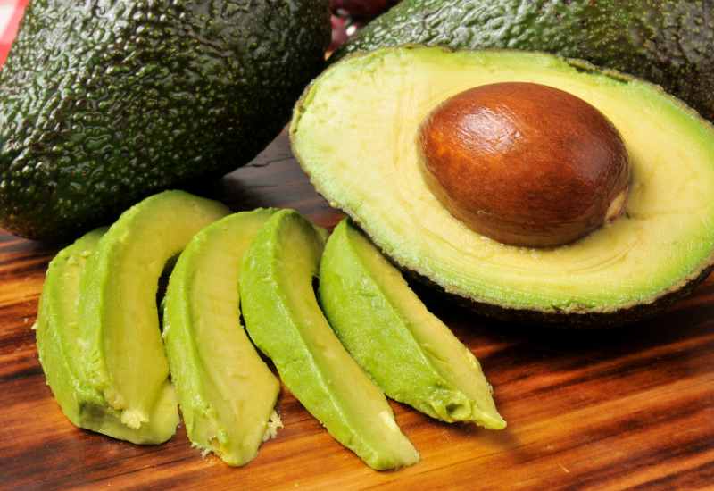 アボカドの栄養：知っておきたい健康効果と活用レシピ