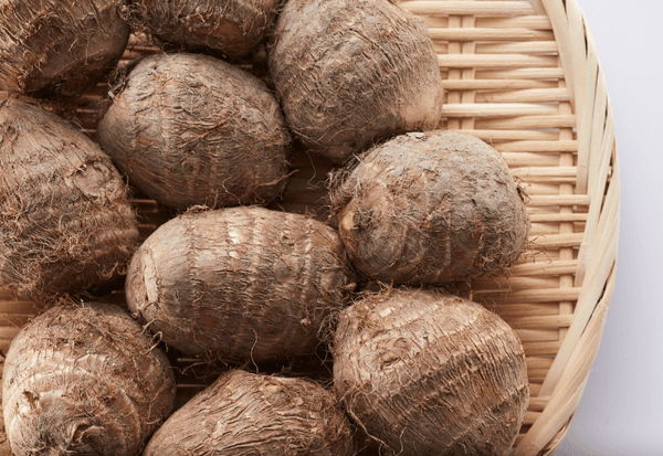 もう迷わない！里芋の皮むき完全ガイド：ツルッと剥ける裏技と痒み対策