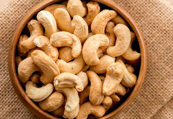 素焼きカシューナッツの魅力：美味しさ、栄養、活用法を徹底解説