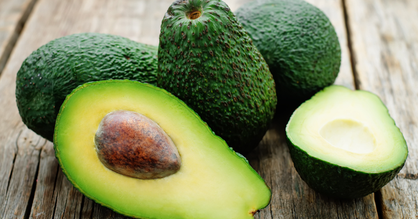 1歳からのアボカドレシピ：栄養満点！離乳食から幼児食まで使えるアイデア集