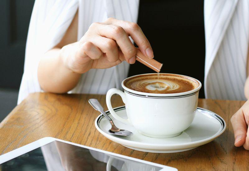 朝コーヒー - スイーツモール