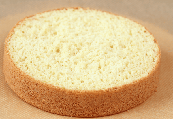 市販のスポンジケーキ