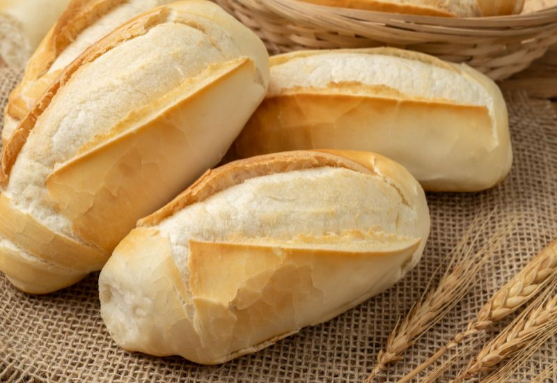 固くなったパンを美味しく復活！簡単リメイク術