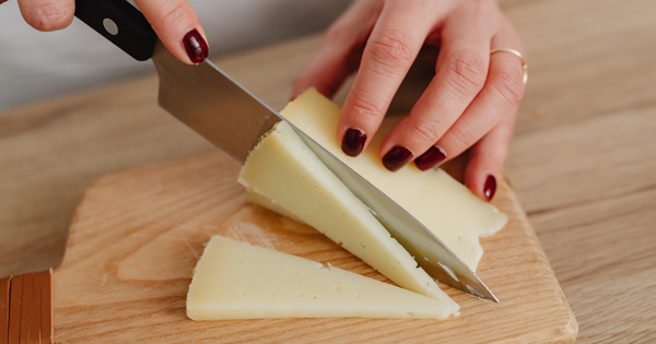 植物性チーズの安全性と選び方：健康と環境に配慮した食生活のために