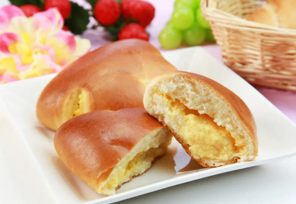 クリームパンとは