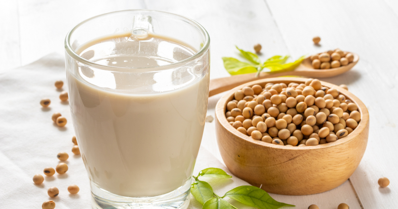 糖尿病の方必見！豆乳は血糖値を上げる？効果的な飲み方と選び方