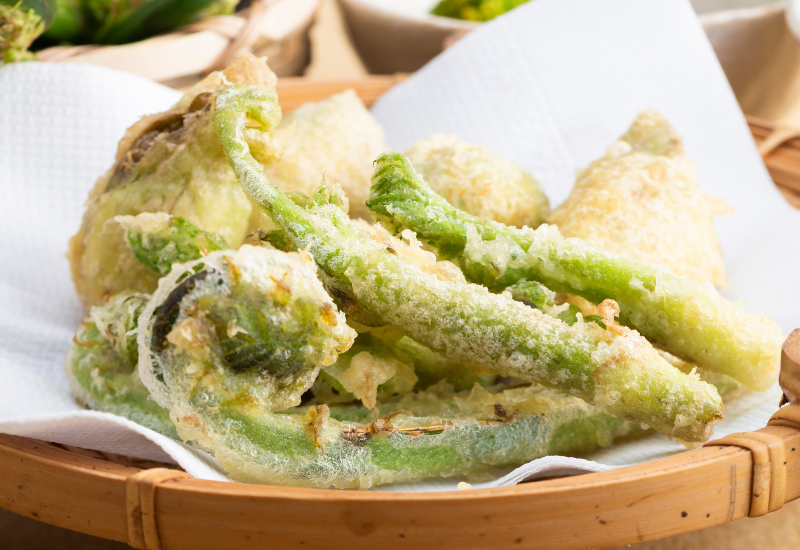 ゼンマイ：春の訪れを告げる山菜、その種類と特徴