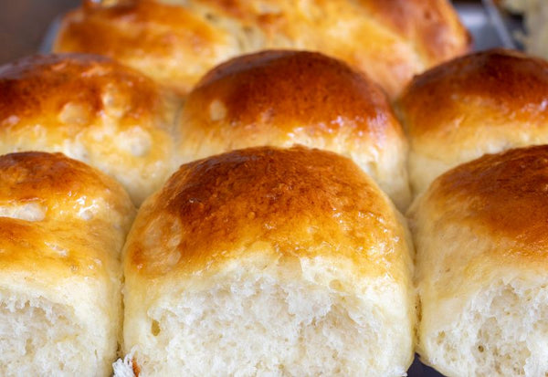 消費期限切れのパンは食べられる？種類別の目安と安全な保存方法