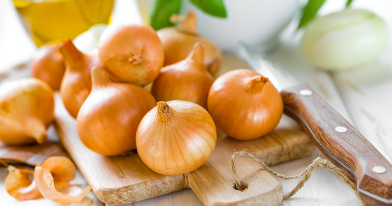 玉ねぎの賞味期限と保存方法：長持ちさせるコツを徹底解説！種類別・状態別の保存テクニックと見分け方