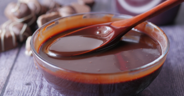 もう失敗しない！板チョコをなめらかに溶かす方法：基本とコツ