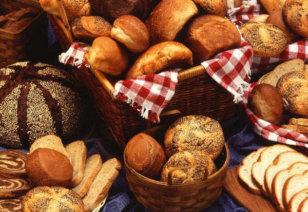 消費期限1日過ぎたパンは食べられる？安全な判断と対処法