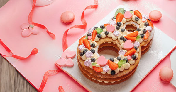 ナンバーケーキとは？誕生日や記念日に手作りできる、数字で想いを伝えるデコレーションケーキ