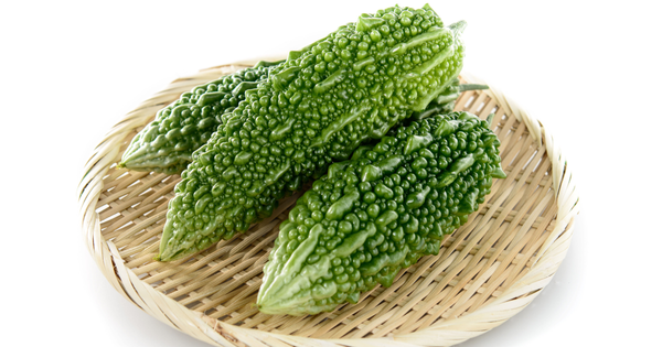 ゴーヤを長持ちさせる保存術：常温・冷蔵・冷凍、最適な方法と活用レシピ