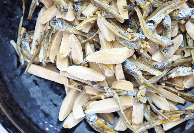 小魚の種類:栄養豊富で美味しい小さなお魚たちの魅力