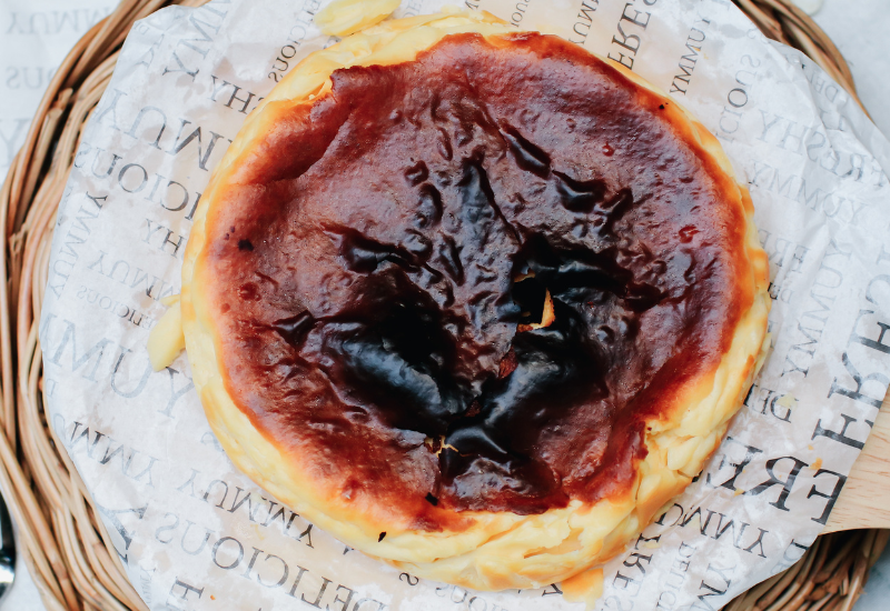 生クリームなしでも濃厚！牛乳で作る簡単ベイクドチーズケーキ