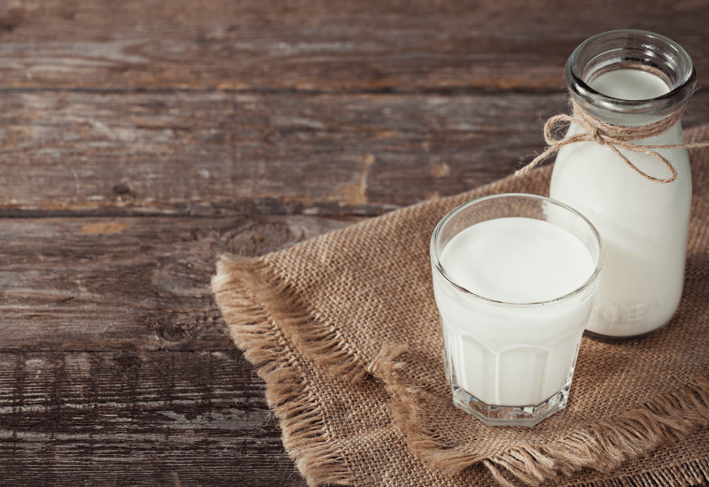 離乳食における牛乳：開始時期、注意点、レシピまで徹底解説