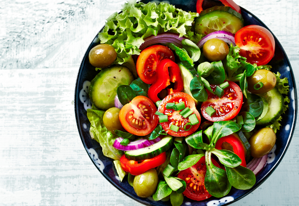 サラダを彩る16種類の葉物野菜：特徴、栄養、活用法を徹底解説