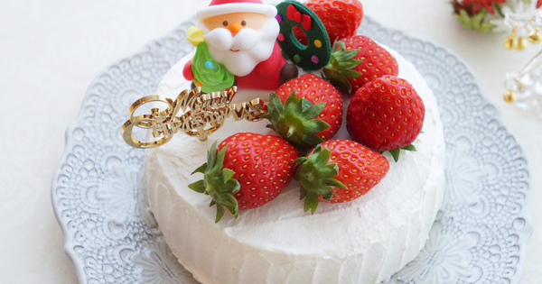 2歳のお子様と楽しむクリスマスケーキ：選び方と簡単レシピ