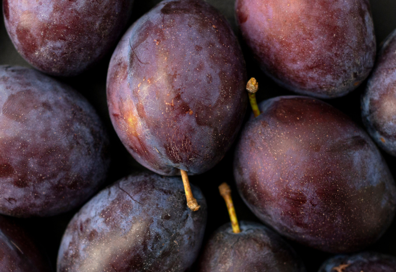 スモモと桃の違いとは？ 見た目、味の違いを徹底解説