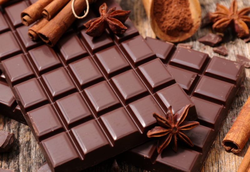 チョコレートと牛乳の相性は？効果的な食べ方を解説