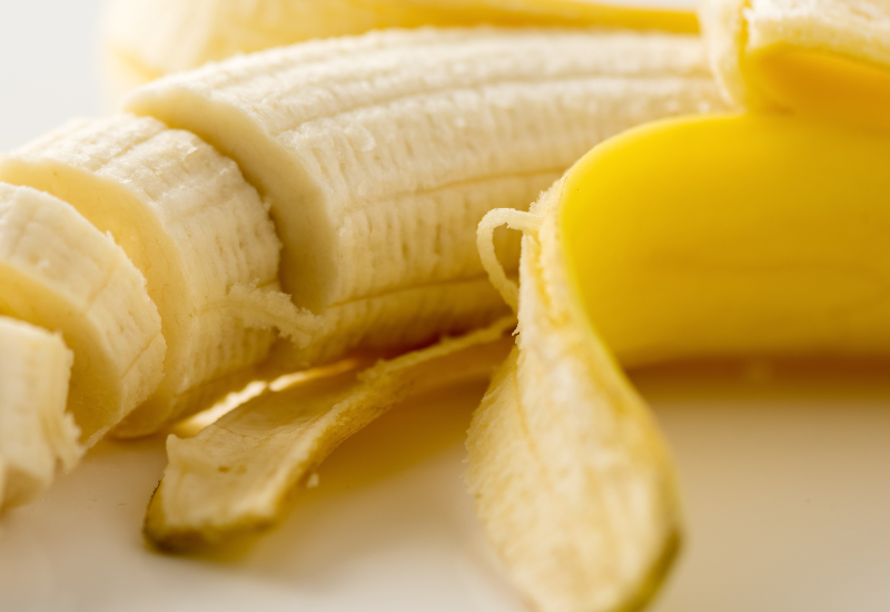 離乳食にバナナを！栄養満点ペーストの作り方、時期別冷凍保存、安心レシピ