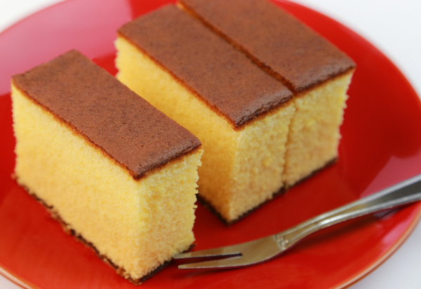 カステラで作る絶品ケーキ
