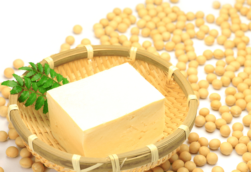 豆腐を冷凍保存！長持ちさせるコツと食感を活かすレシピ