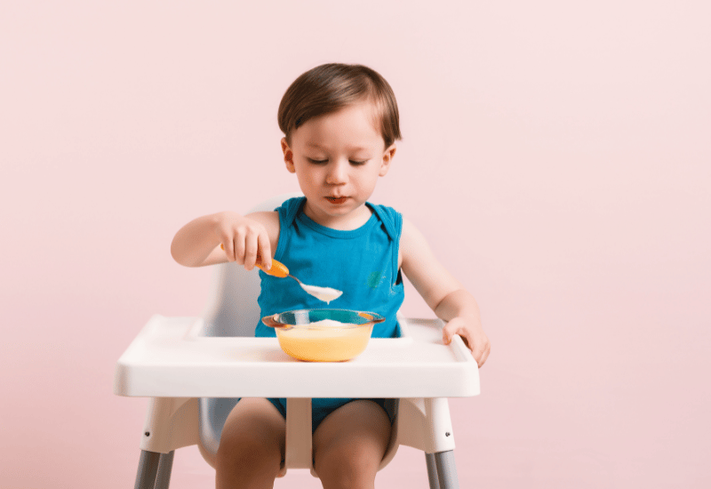 【離乳食中期】簡単パン粥レシピ：作り方とアレンジ、アレルギー対策も解説