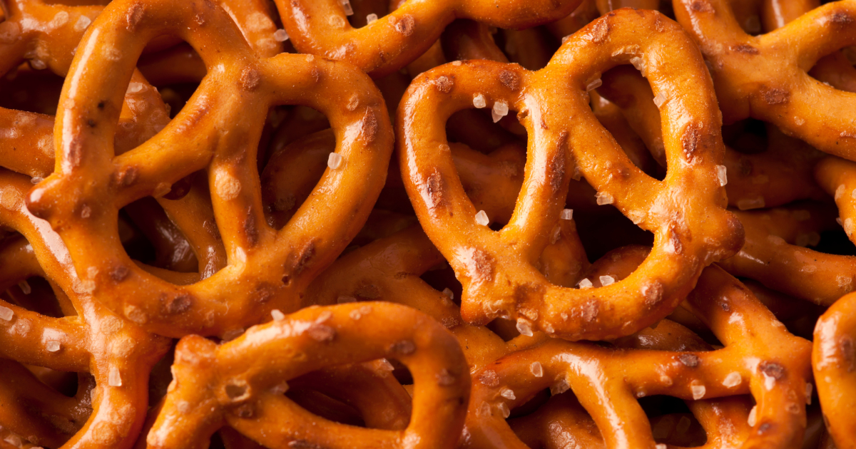 自宅で焼ける！本格プレッツェルレシピ：ラウゲン液の作り方も解説